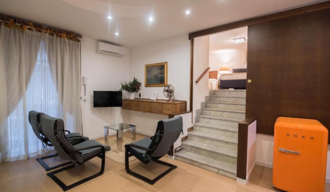 La Residenza Napoli Chiaia Short let Apartments