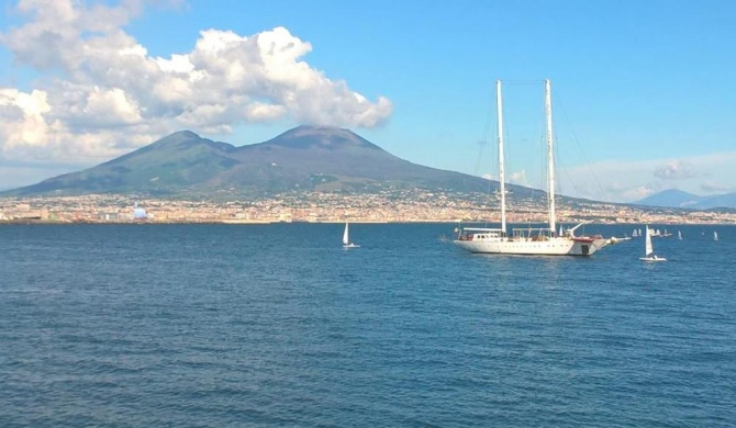 Napoli Storia e Mare