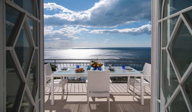 Peony apartment in Nerano with amazing sea view