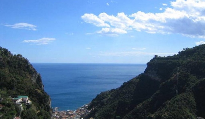 Pontone Hills on Amalfi