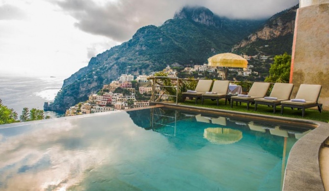 Positano Villa Sleeps 28 Pool Air Con WiFi