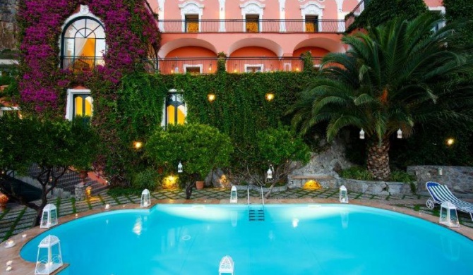 Positano Villa Sleeps 15 Pool Air Con WiFi