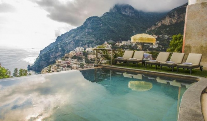 Positano Villa Sleeps 16 Pool Air Con WiFi